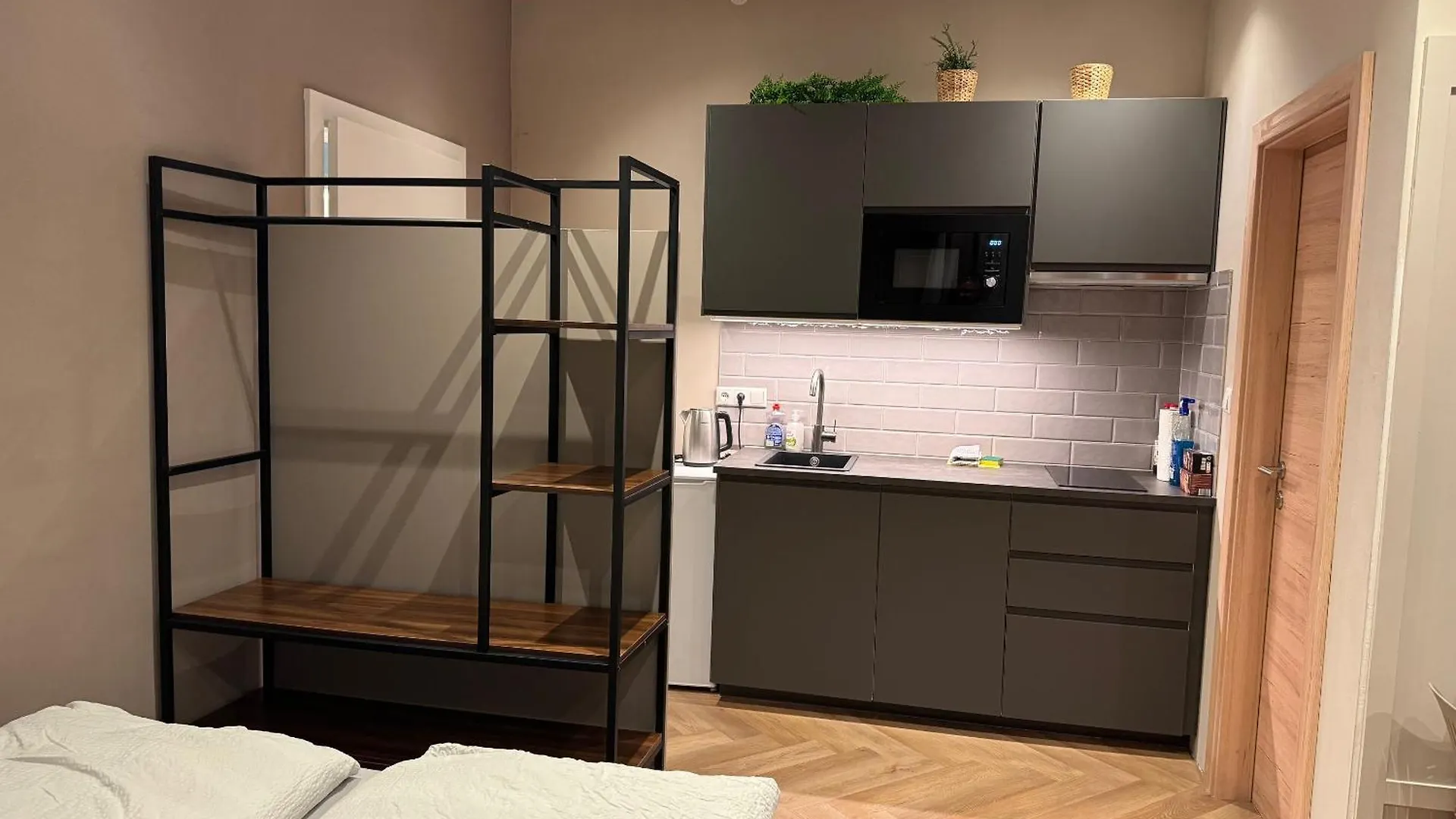 Book-A-Room Apartment Salzburg 34